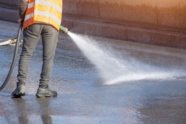 Asphalt Pressure Cleaning in South Bend