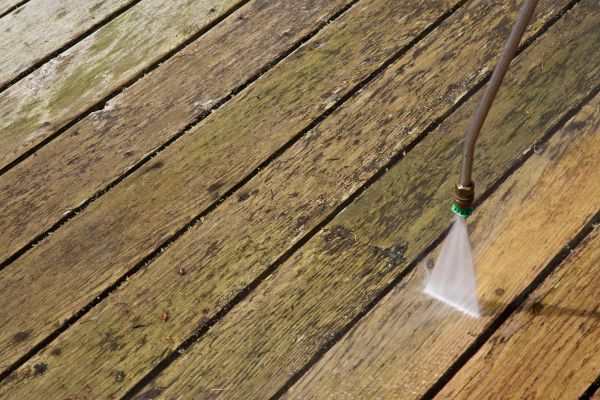 Deck Mold Removal in South Bend